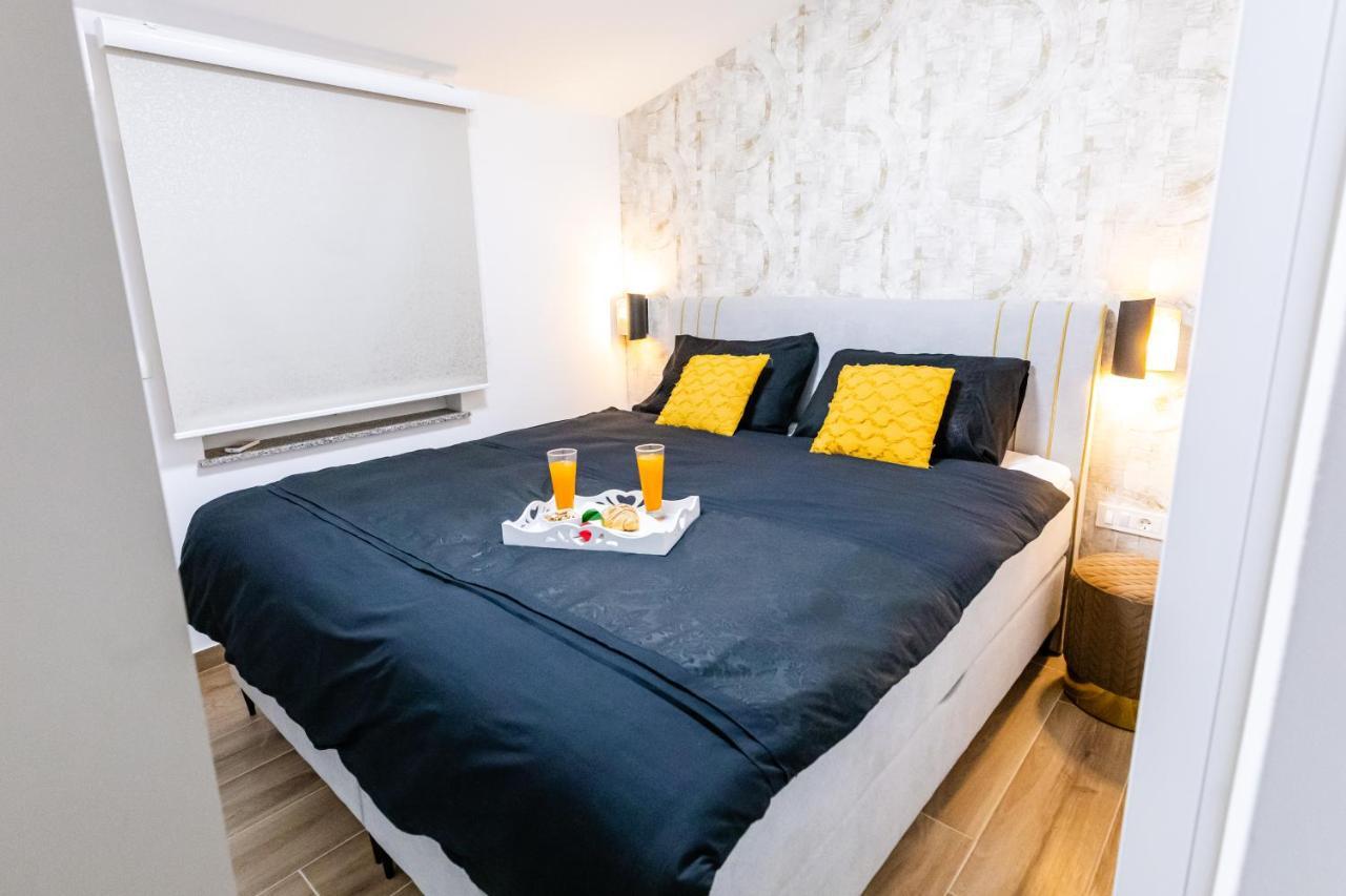 Apartman Laura Vir Exterior foto
