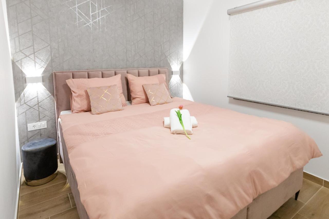 Apartman Laura Vir Exterior foto