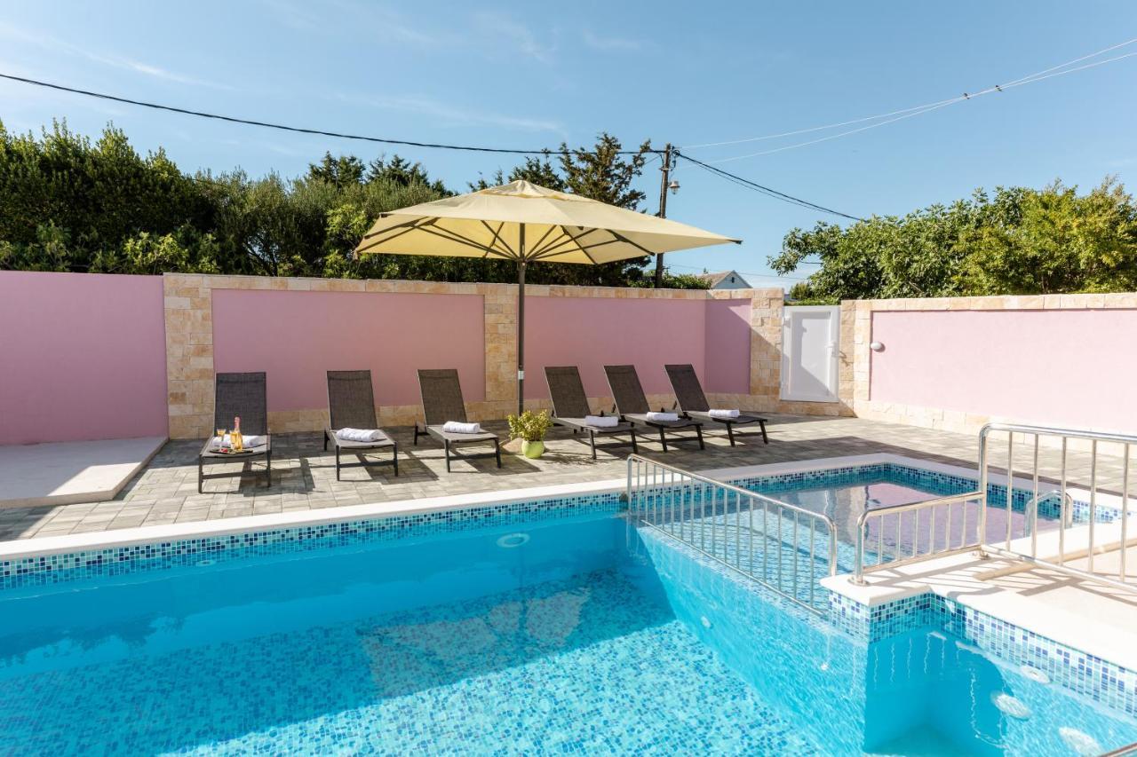 Apartman Laura Vir Exterior foto