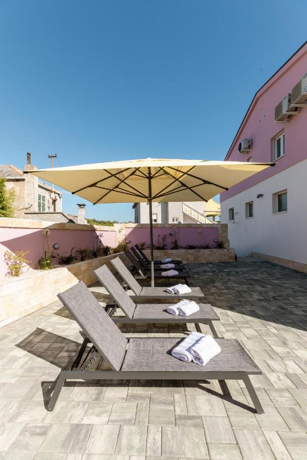Apartman Laura Vir Exterior foto