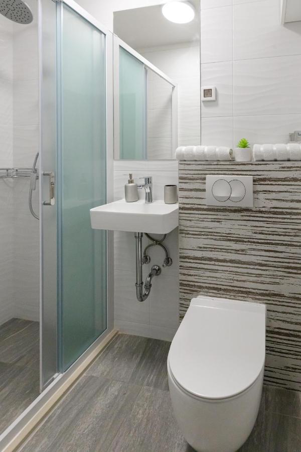 Apartman Laura Vir Exterior foto