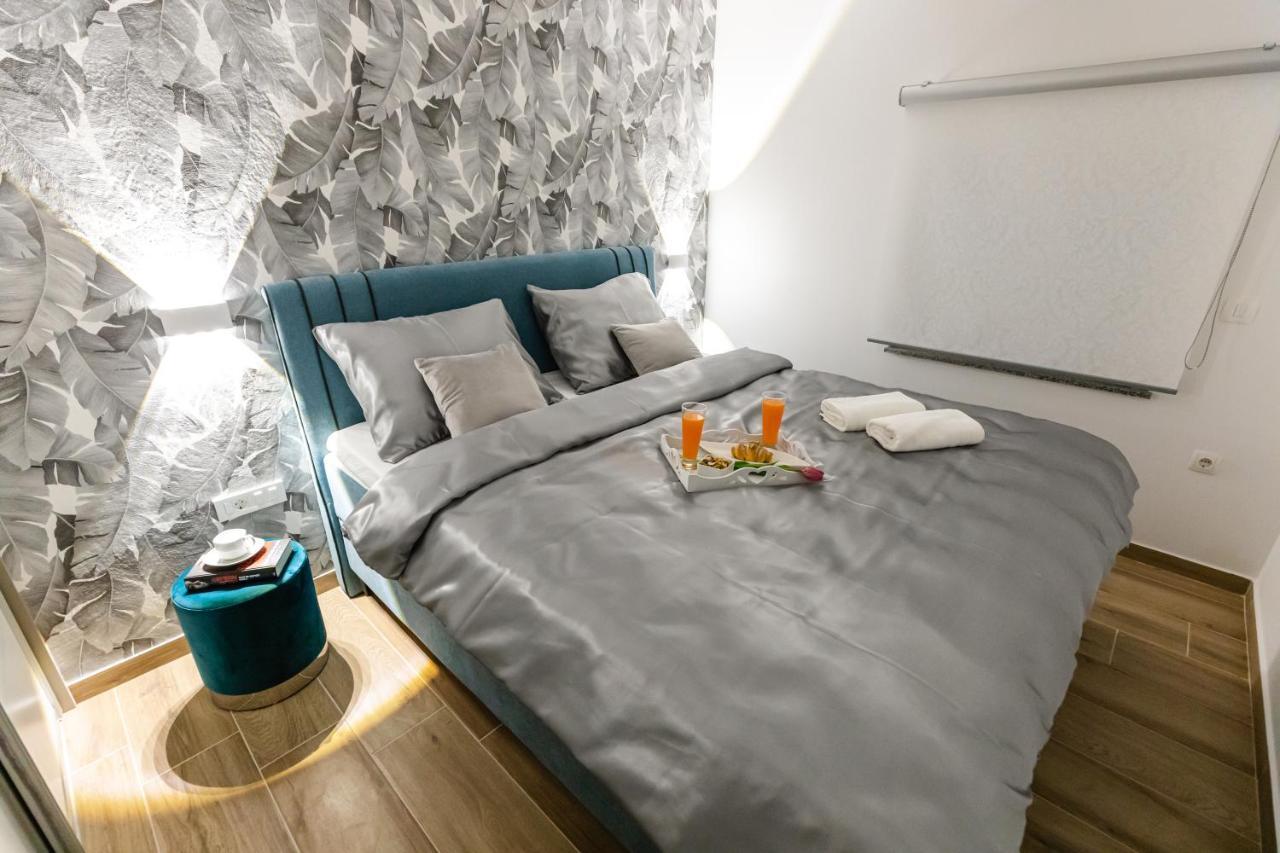 Apartman Laura Vir Exterior foto