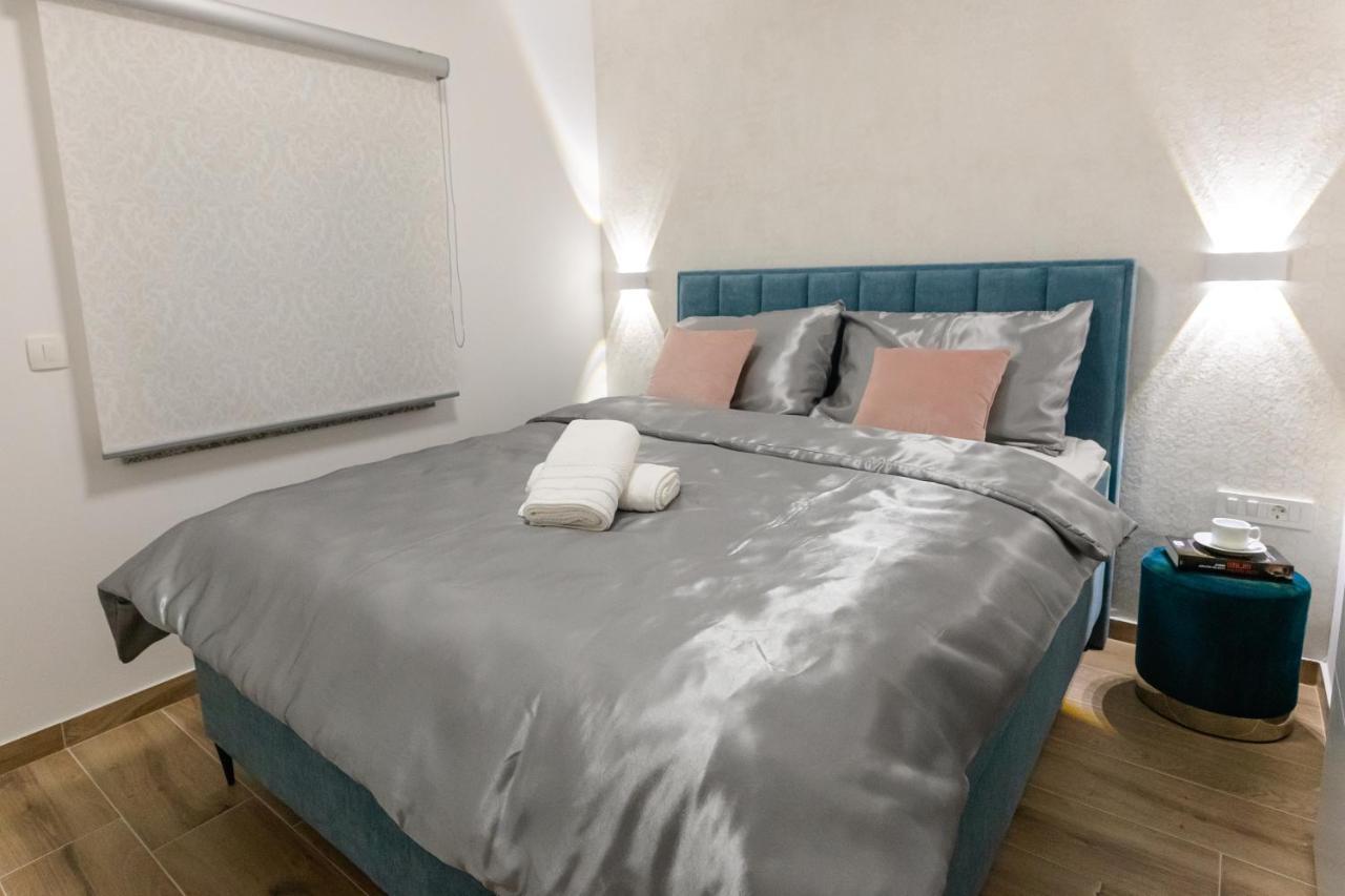 Apartman Laura Vir Exterior foto